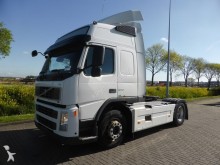 cabeza tractora Volvo