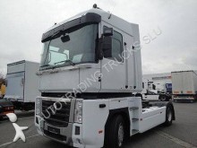 trattore Renault