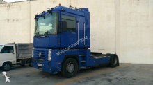 cabeza tractora Renault Magnum 440.18
