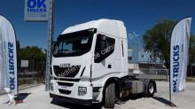 cabeza tractora Iveco