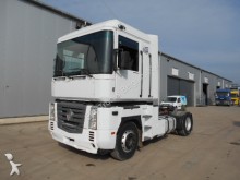 tracteur Renault AE 440 Magnum (AIRCO)