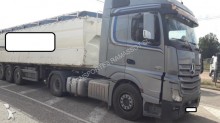 tracteur Mercedes LS 1851