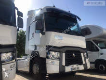 Renault T 460 tractor unit