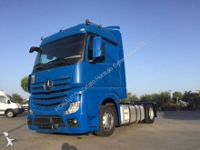 cabeza tractora Mercedes