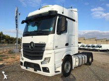 cabeza tractora Mercedes