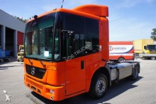 tracteur Mercedes Econic 1828 LLS NGT