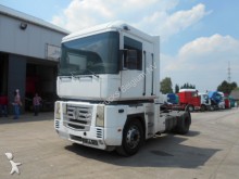 tracteur Renault AE 440 Magnum