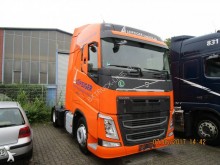 cabeza tractora Volvo