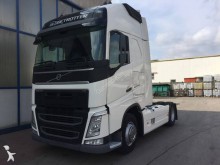 trattore Volvo