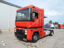 tracteur Renault AE 400 Magnum