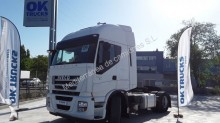 cabeza tractora Iveco