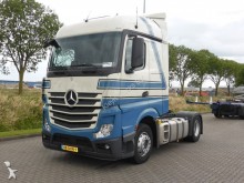 cabeza tractora Mercedes