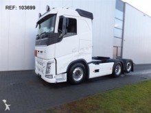 trattore Volvo