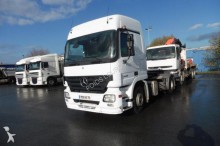 cabeza tractora Mercedes