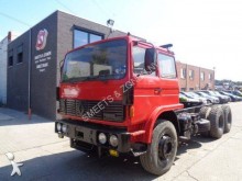 trattore Renault