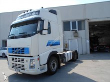 trattore Volvo