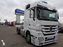cabeza tractora Mercedes