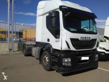 cabeza tractora Iveco