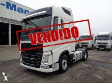 trattore Volvo FH13 460