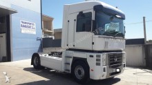 cabeza tractora Renault Magnum 520 DXI