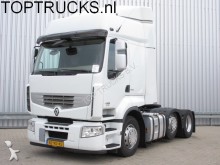 trattore Renault