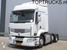 trattore Renault