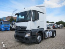 Mercedes tractor unit
