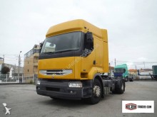 trattore Renault HR