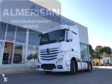 cabeza tractora Mercedes