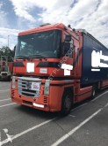 trattore Renault