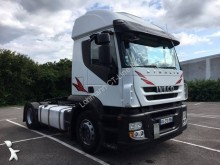 cabeza tractora productos peligrosos / adr Iveco