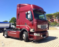 trattore Renault