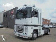 tracteur Renault Magnum 440