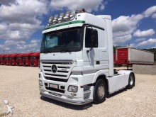 cabeza tractora Mercedes