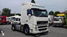 tracteur produits dangereux / adr Volvo