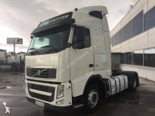 cabeza tractora Volvo
