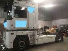 trattore Renault