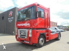 tracteur Renault Magnum 440