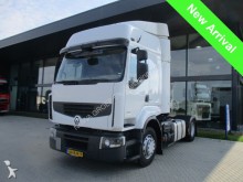 Renault tractor unit