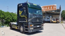 cabeza tractora Mercedes