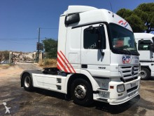 cabeza tractora Mercedes