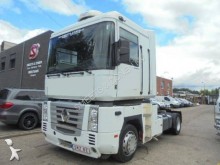 tracteur Renault Magnum 440