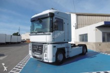 cabeza tractora Renault