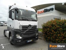 Mercedes tractor unit
