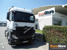 Mercedes tractor unit