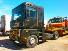 tracteur Renault Magnum 480