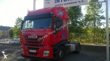 cabeza tractora Iveco