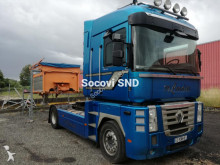 cabeza tractora Renault AE 500 dxi