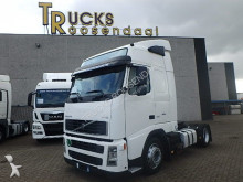 tracteur Volvo FH12