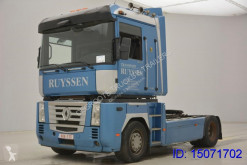 Renault Magnum 460 tractor unit